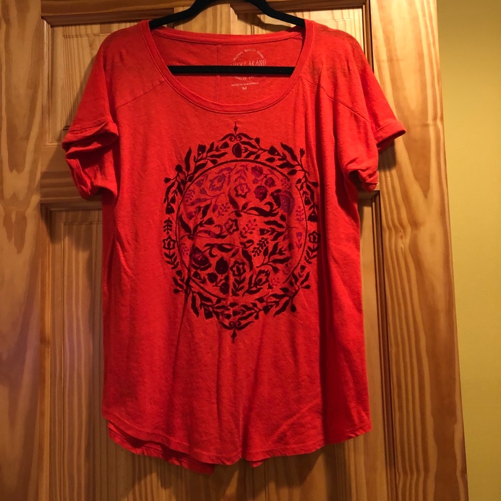 Lucky Brand💰 Red top. Size M